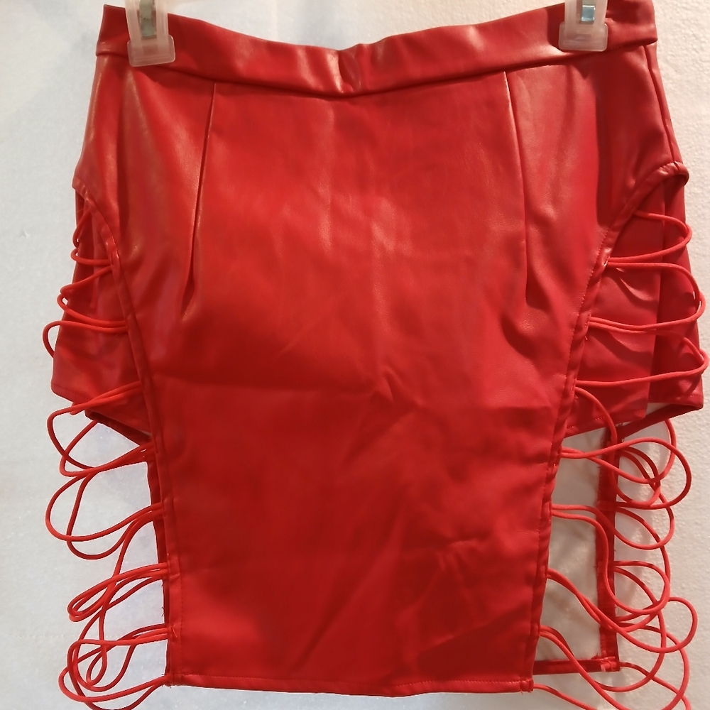 Bear Dance Red Lace-Up Pencil Skirt